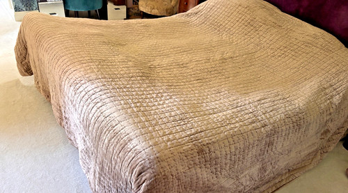White company bedspread super - white,