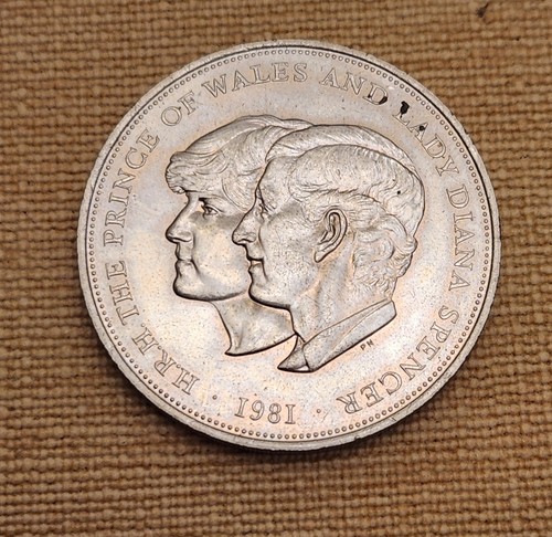 United kingdom coin - coin,, crown