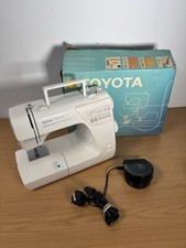 toyota SA53 super automatic sewing machine boxed RS2000 White