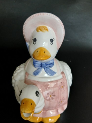 Goose and gosling ceramic - goose,