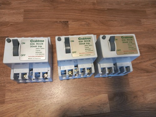 Job lot crabtree 63a - lot,