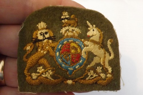 Military cloth badge warrant - cloth,