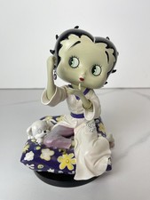 Betty Boop "Final Touches"