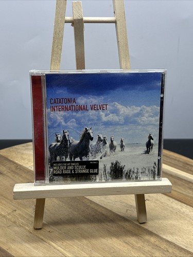International velvet - international, by