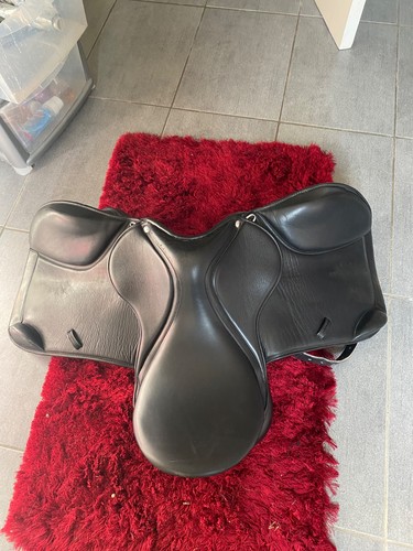 Easytrek treeless saddle - treeless,