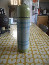 Vintage 50s tartan picnic