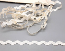 Vintage Silky Cream Ric Rac Braid Edging 5m x 10mm - Dance  Crafts Furnishings