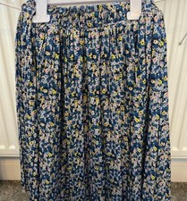 Next Girls Floral Skirt Aged 8