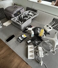 DJI Phantom 4 with Black Pearl Monitor FPV Screen HDMI 5.8GHz.   *BUNDLE* 