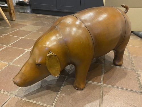 Large handmade leather - large, pig