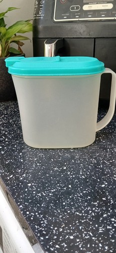 Tupperware jug jade lid - -,