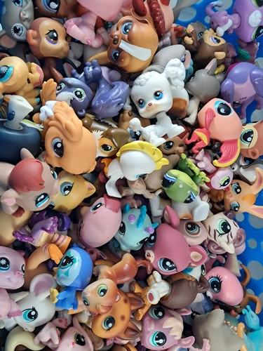 Littlest pet shop piece lot - pet,