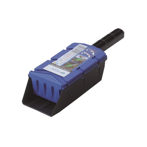 Spreading shovel salt sand - shovel,