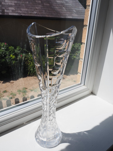 Crystal clear cut glass - , vase