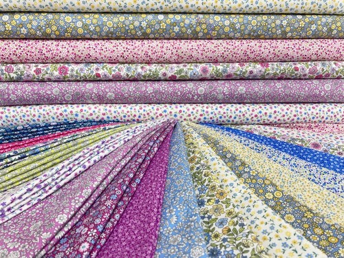 Ditsy floral cotton - floral,