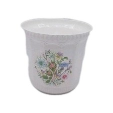 Aynsley Wild Tudor Fine Bone