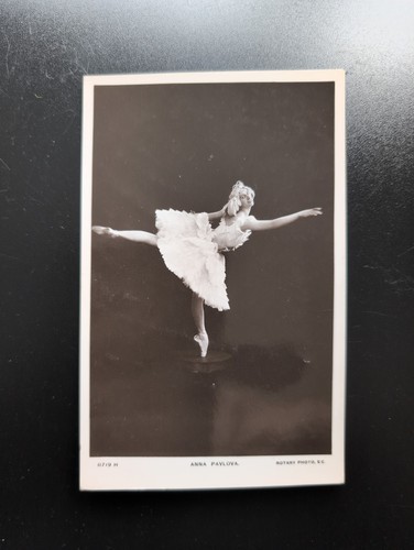 Vintage postcard anna pavlova - vintage,