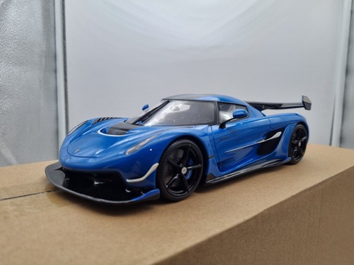 Koenigsegg jesko blue - 1/18,