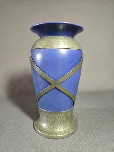 Antique pewter ceramic blue - on,