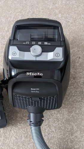 Miele boost cx1 - miele, dog