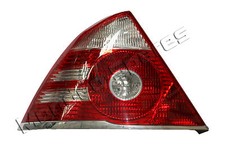 FORD MONDEO MK3 HATCHBACK SALOON PASSENGER SIDE BRAKE TAIL LIGHT 2005 - 2007