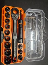 KLEIN TOOLS THROUGH BOLT 3/8 DRIVE RACHET SET