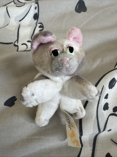 Vintage 1997 pound - vintage, puppies