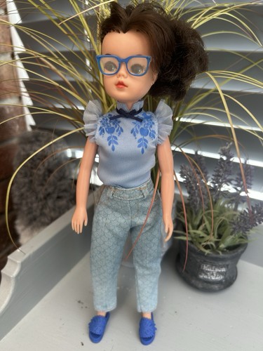Super cool piece - super, outfit