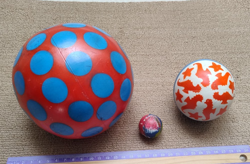 Set three toy balls - set,