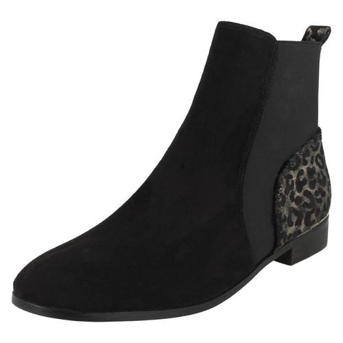 Ladies spot leopard print - leopard,
