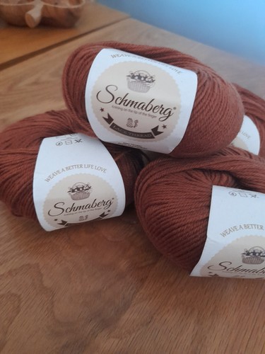 200g merino wool - wool, brown