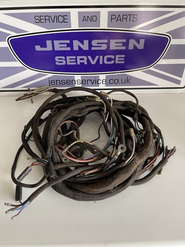 Jensen cv8 engine - jensen,