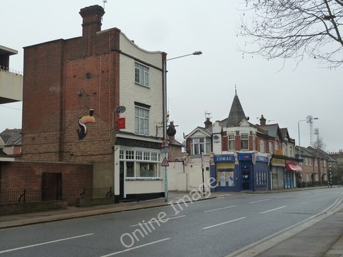 Photo 6x4 pub and - pub,