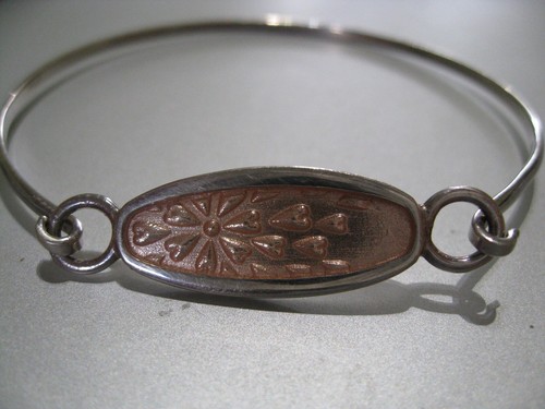 Silver pink enamel bangle - silver,