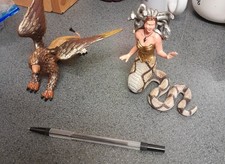 Safari Medusa and Griffin