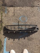 VAUXHALL VECTRA C SIGNUM 02-05 FRONT BUMPER LOWER MIDDLE GRILL 13100588