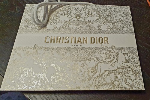 Dior gift box limited edition - gift,