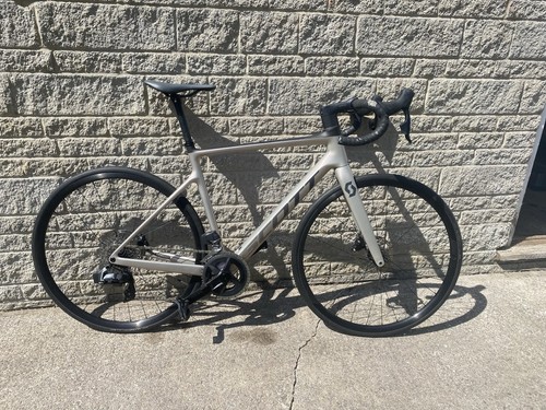 2023 scott addict - 30, prism