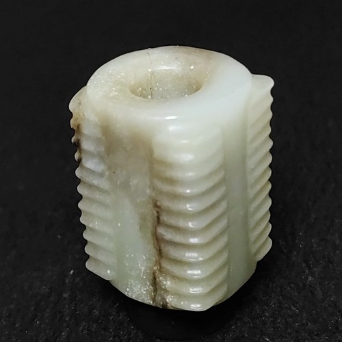 Chinese hetian jade carved - 1.5"chinese,