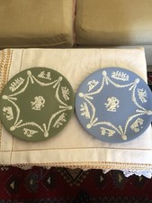 Wedgwood Jasperware green Cake/ Cabinet Plate with a same pattern Blue J. Blue