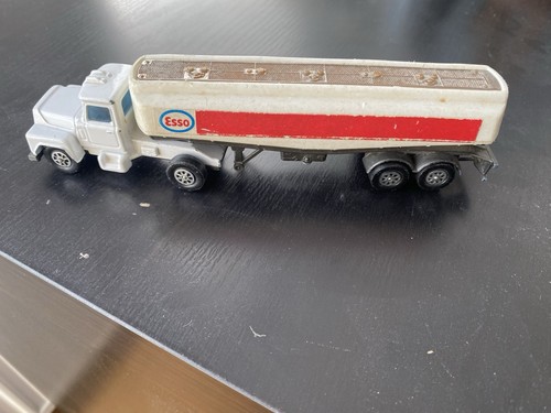 Corgi juniors esso tanker - corgi,