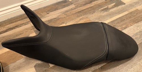 Triumph motorcycle seat - triumph,
