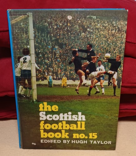 Scottish football book 15 - football,