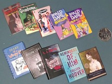 Mini Brand Books, Series 1