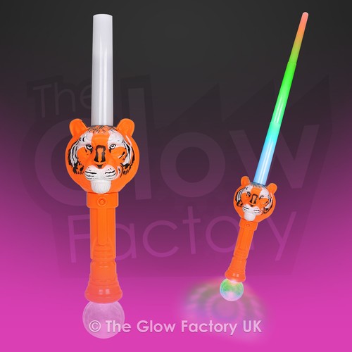 Extending tiger animal - extending,