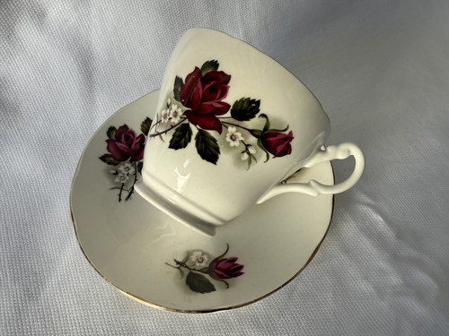 Pall mall ware bone - ~,