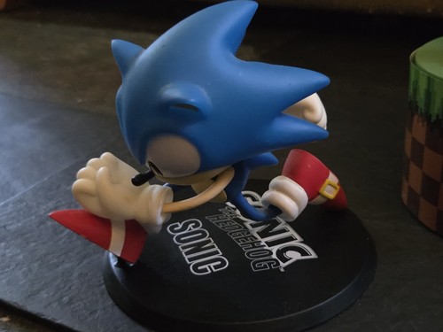 Sonic the hedgehog running 4in - the,