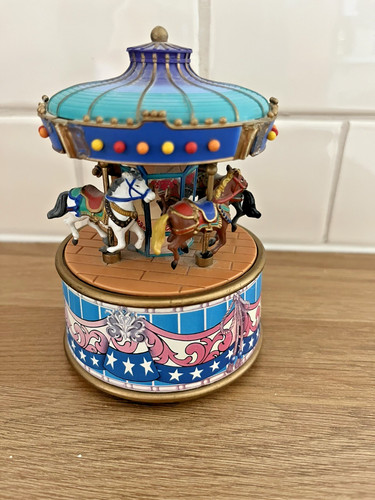 Enesco wind musical - wind-up,