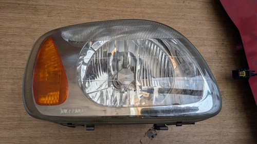 Nissan micra headlight s - ii,