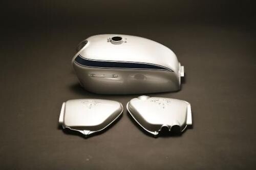 Honda 750 four tank side - honda,